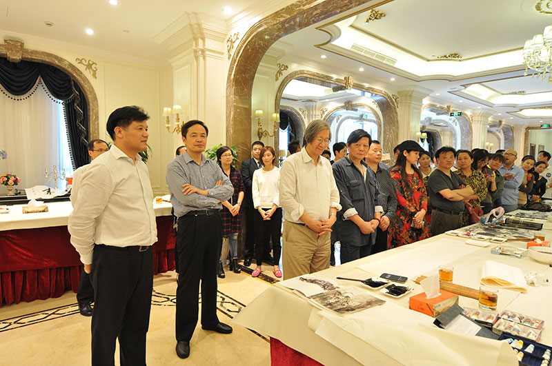 活动现场-(1).jpg