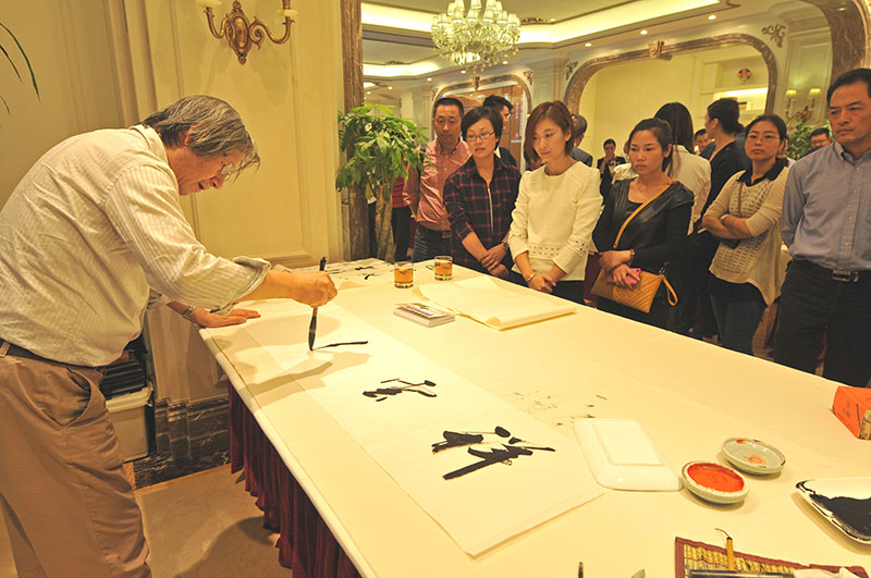 活动现场-(3).jpg